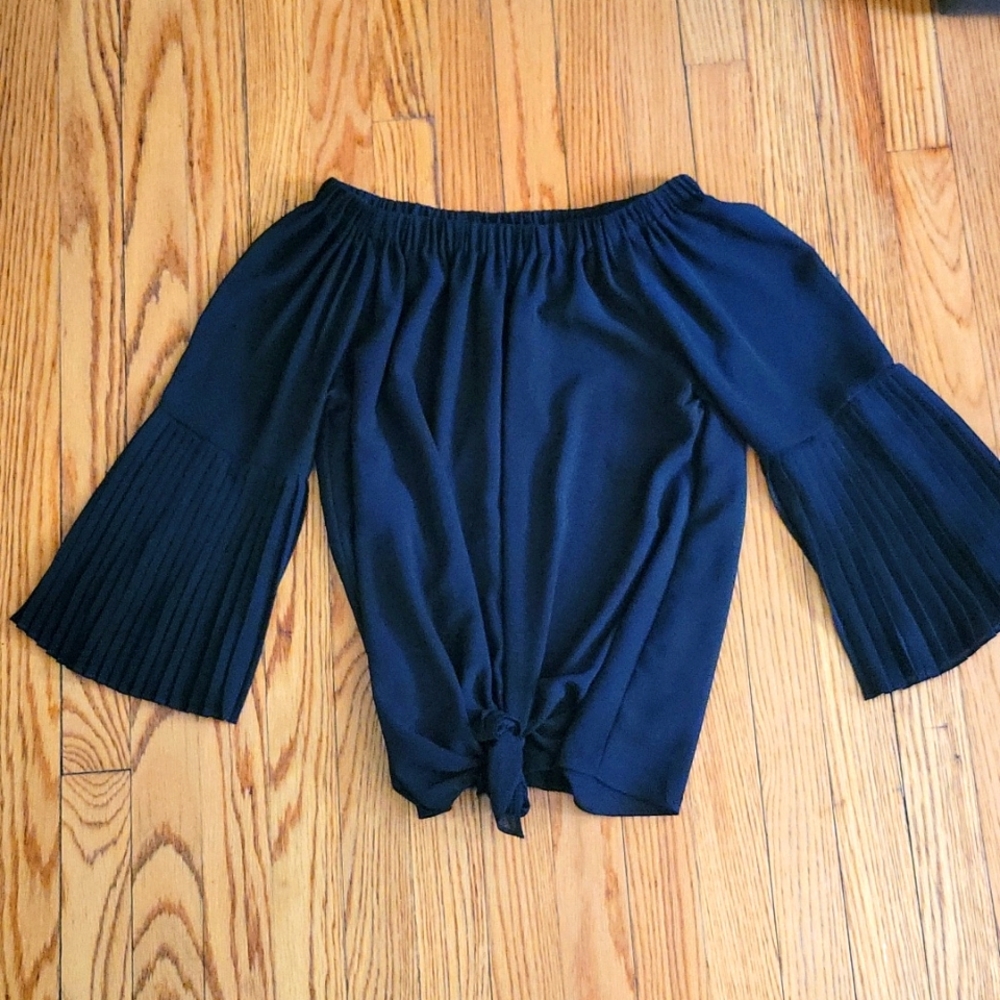 Roz & Ali off shoulder embellished bell sleeve Small BLACK only